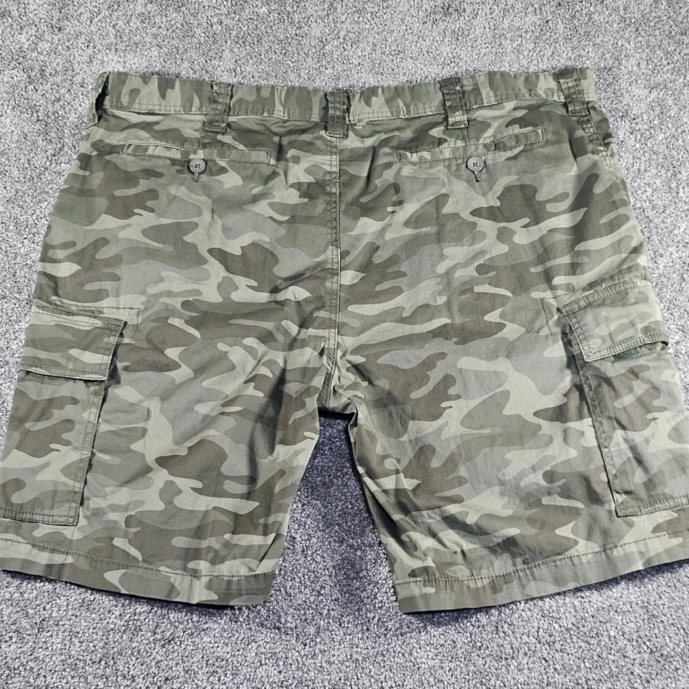 George Cargo Shorts Mens 44 (Fits‎ 42)Green Military Camouflage Outdoor PlusSize